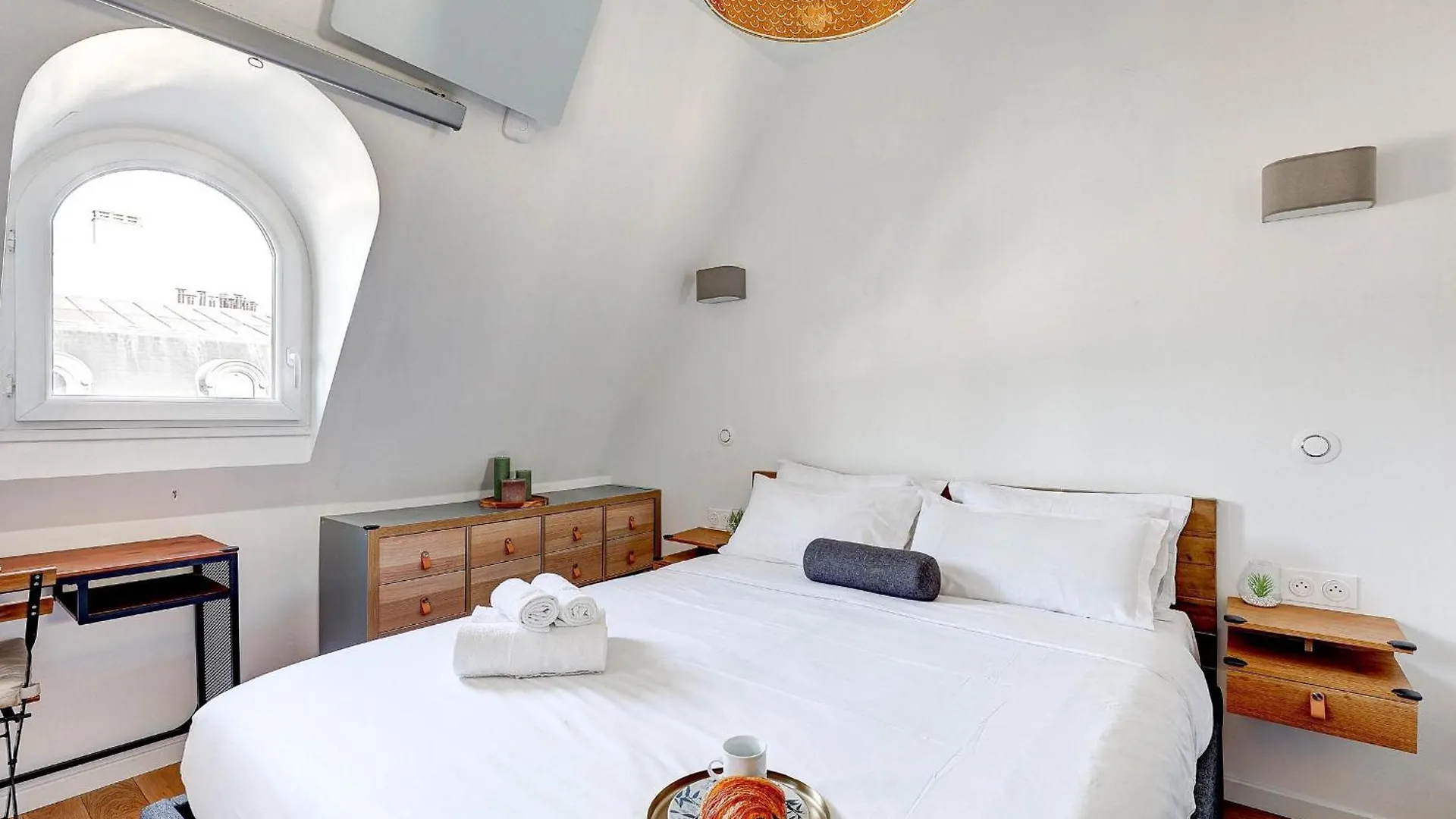 Champs-Elysees - 1Br - Cityapartmentstay Paris France